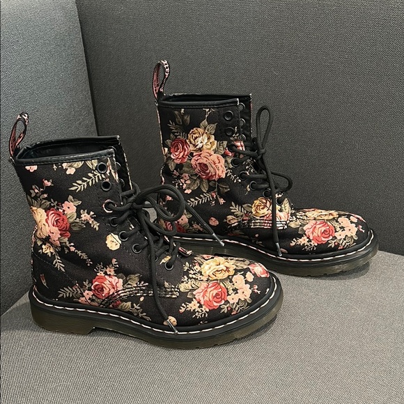 Dr. Martens Shoes - Dr. Martens Women's Floral Black Boots Size 6